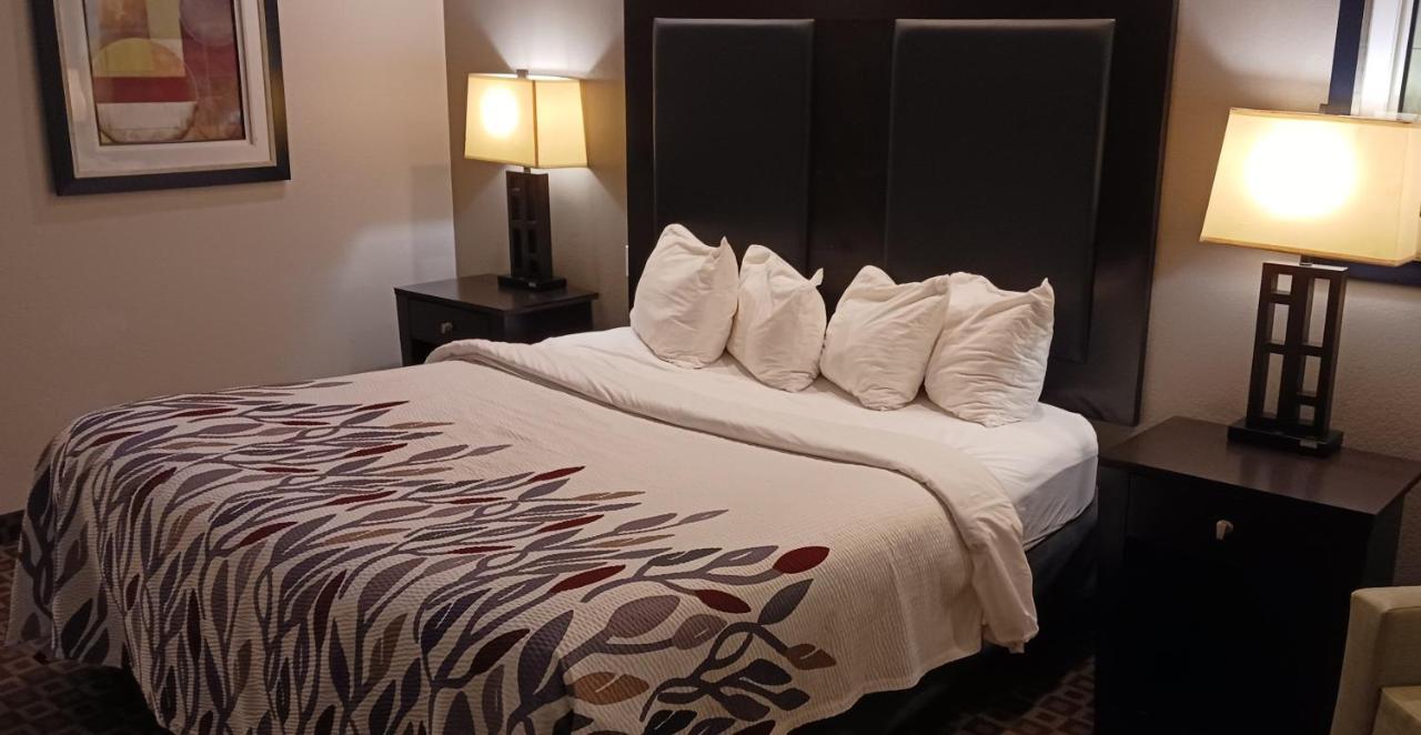 Red Roof Inn & Suites Longview Eksteriør bilde
