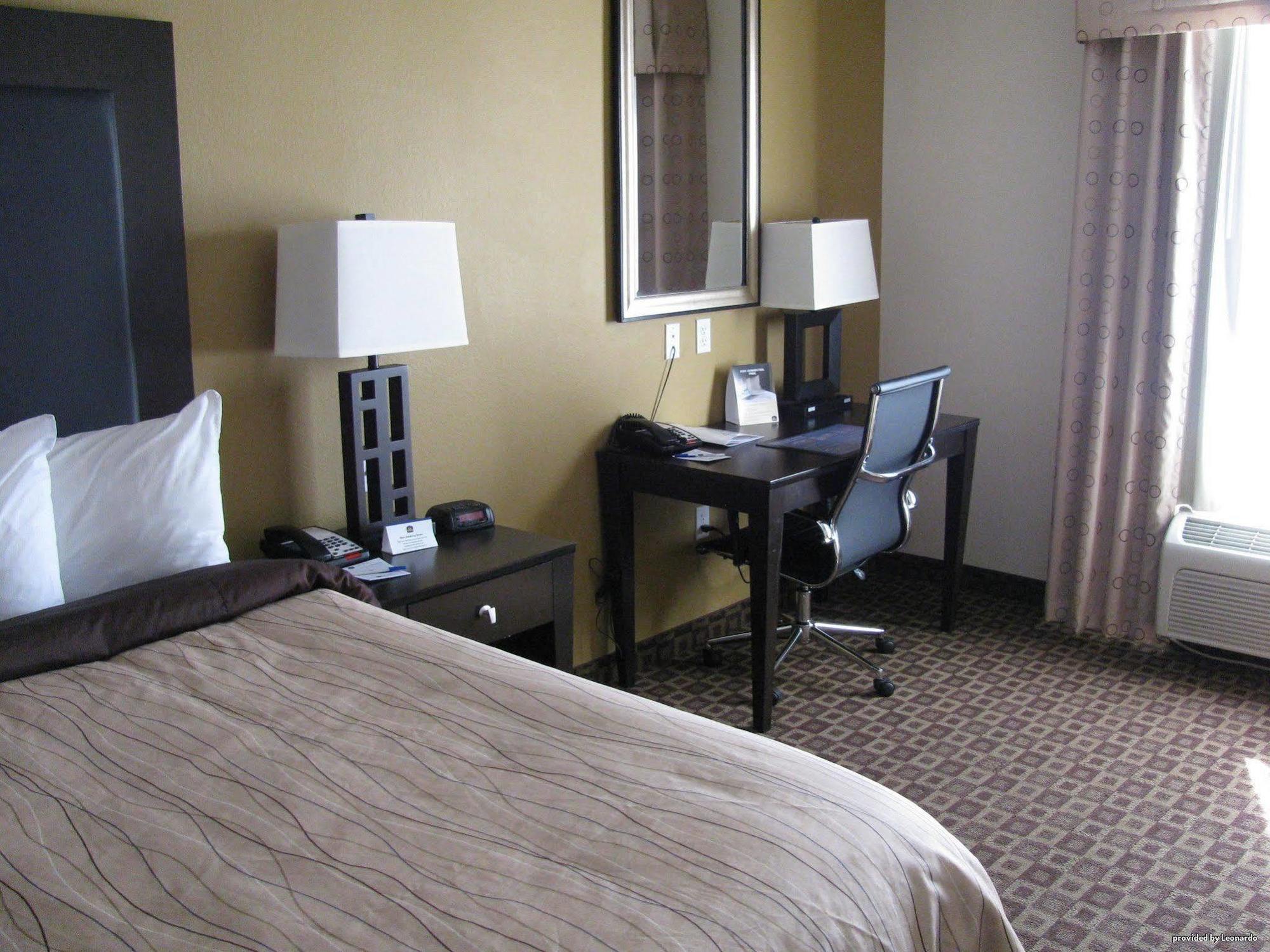 Red Roof Inn & Suites Longview Eksteriør bilde